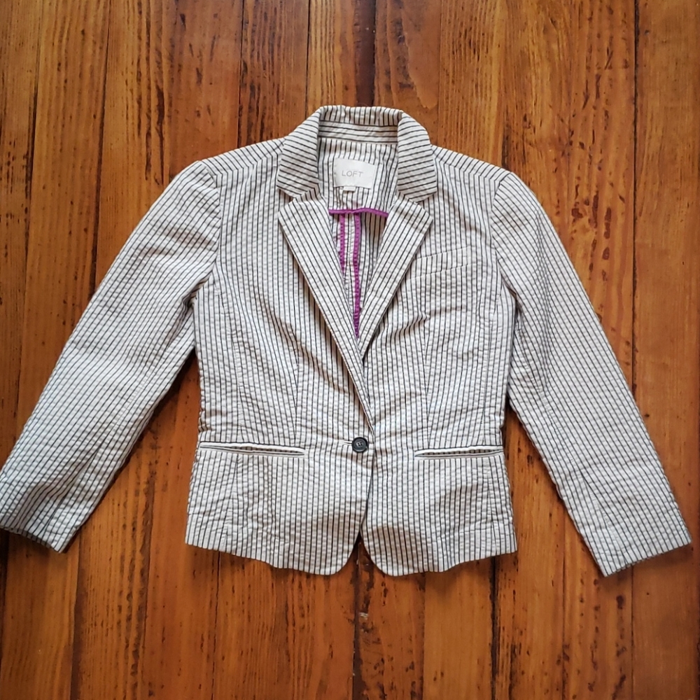 Loft blazer size 0 white and black stripe
